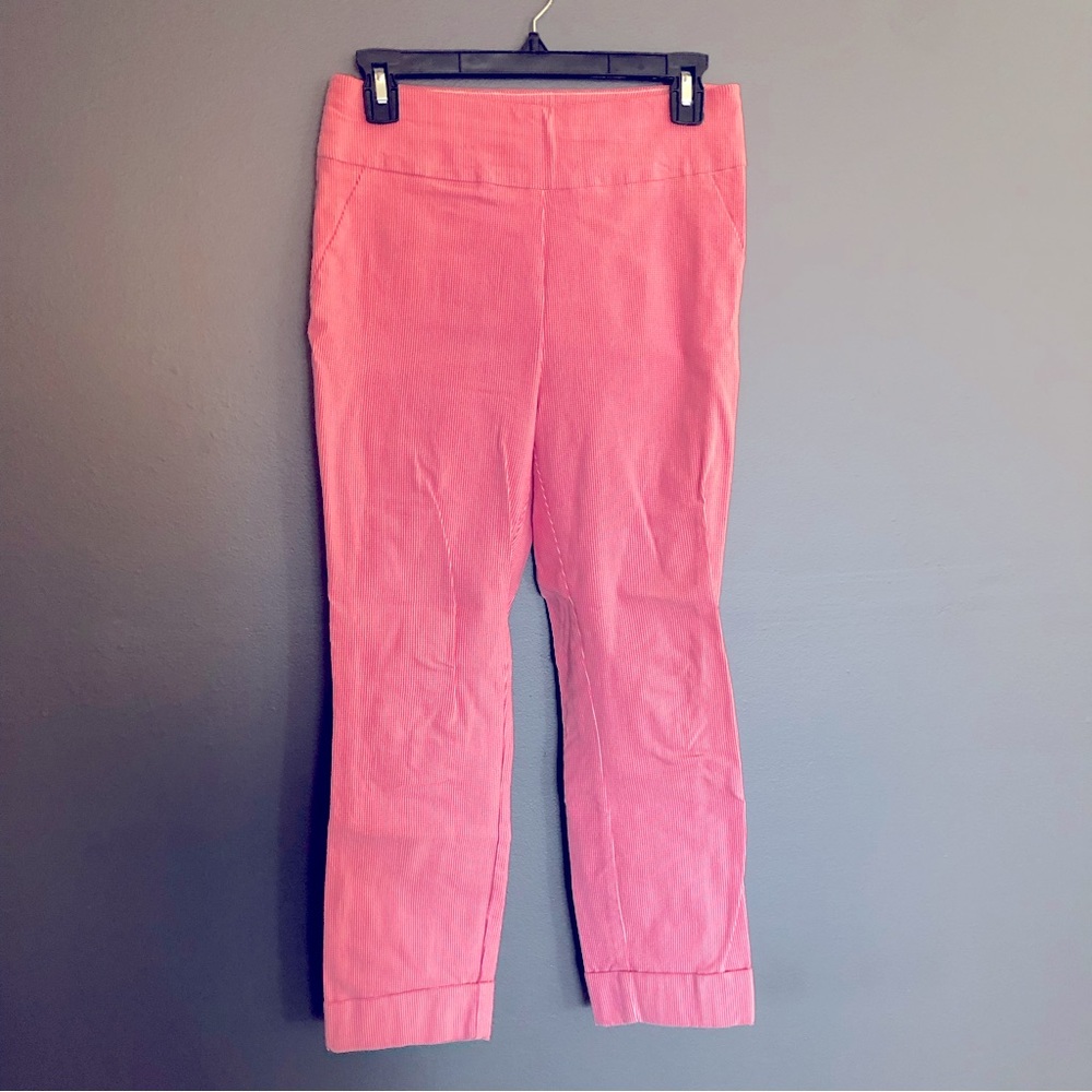 New York & Company Pull-On Whitney Capris - Size Medium - Like New, Red/White